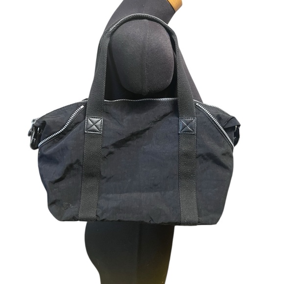 Black expandable Kipling shoulder bag - Picture 6 of 10